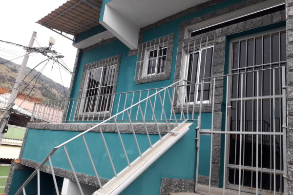 Casa 1 quarto em Senador Camará